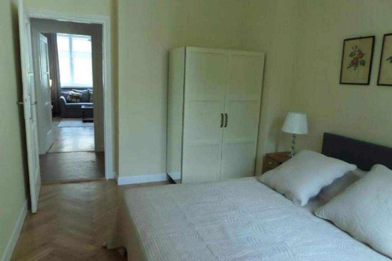 Super Luxury And Cozy- Golden Apartments- City Center 바르샤바 외부 사진